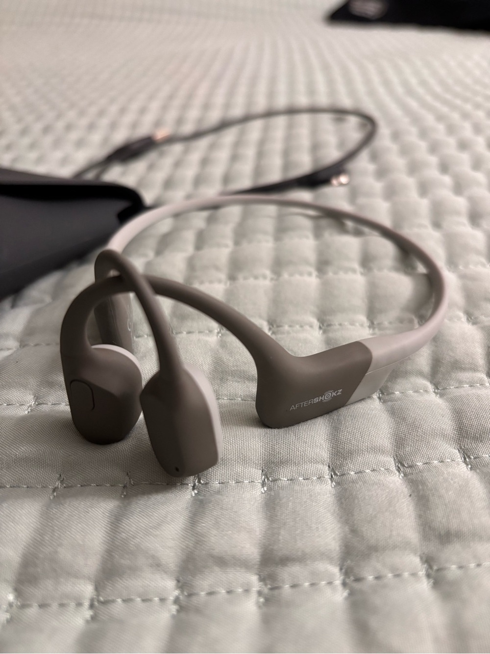 Aftershokz Aeropex Open-Ear Bone Conduction Headphones